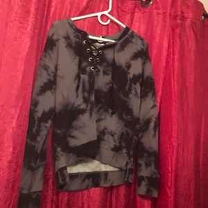 Lightweight long sleeve, great layer!!